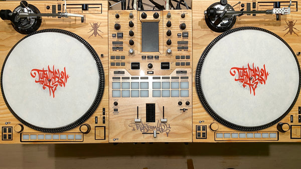 Diaspora Skateboards slip mat スリップマット Diaspora Skateboards slip mat スリップマット