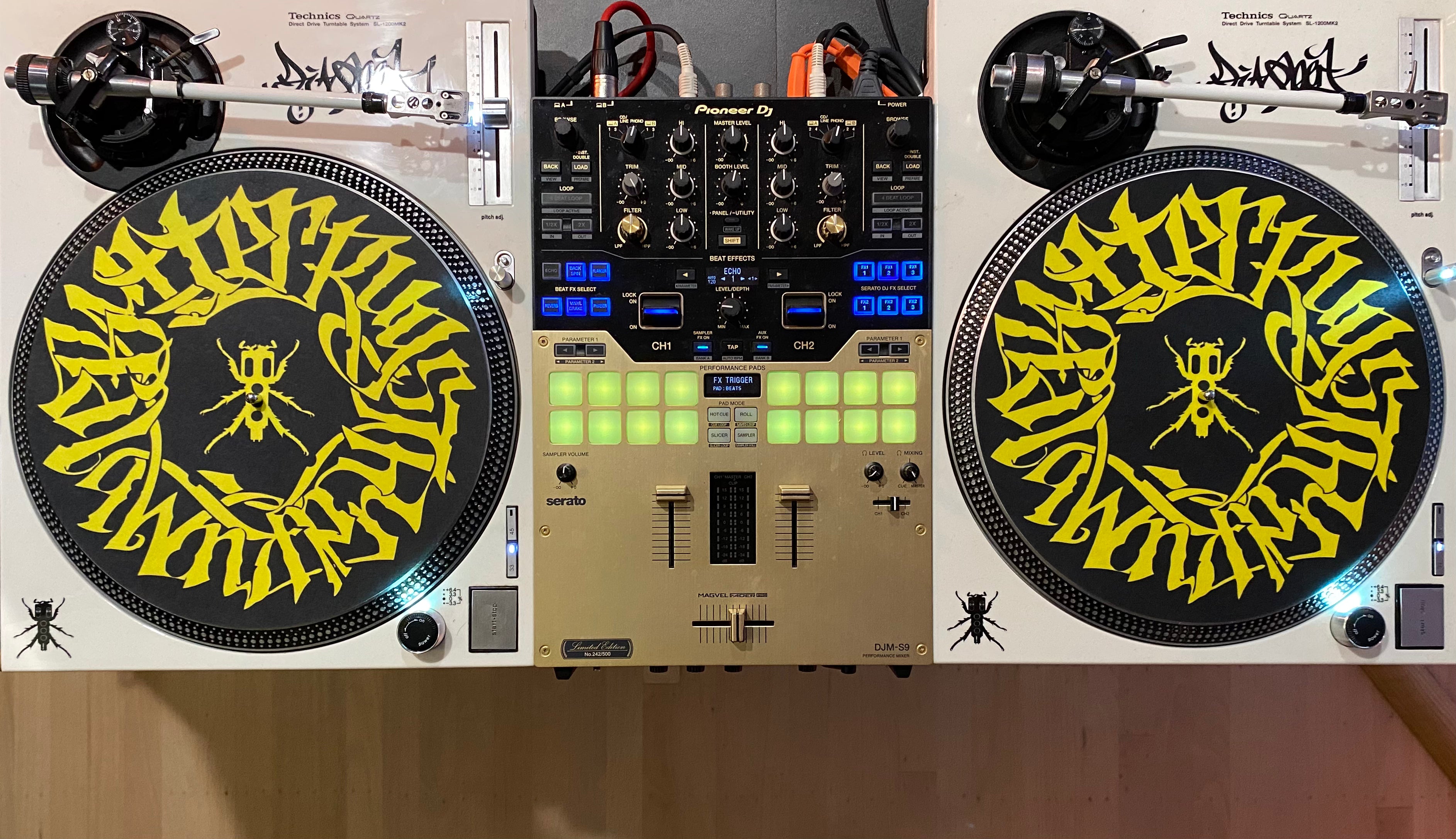 🔥 SUPERSEAL SLIP MATS!!!🔥Hornet yellow/black Butter Rugs Guess 💥12