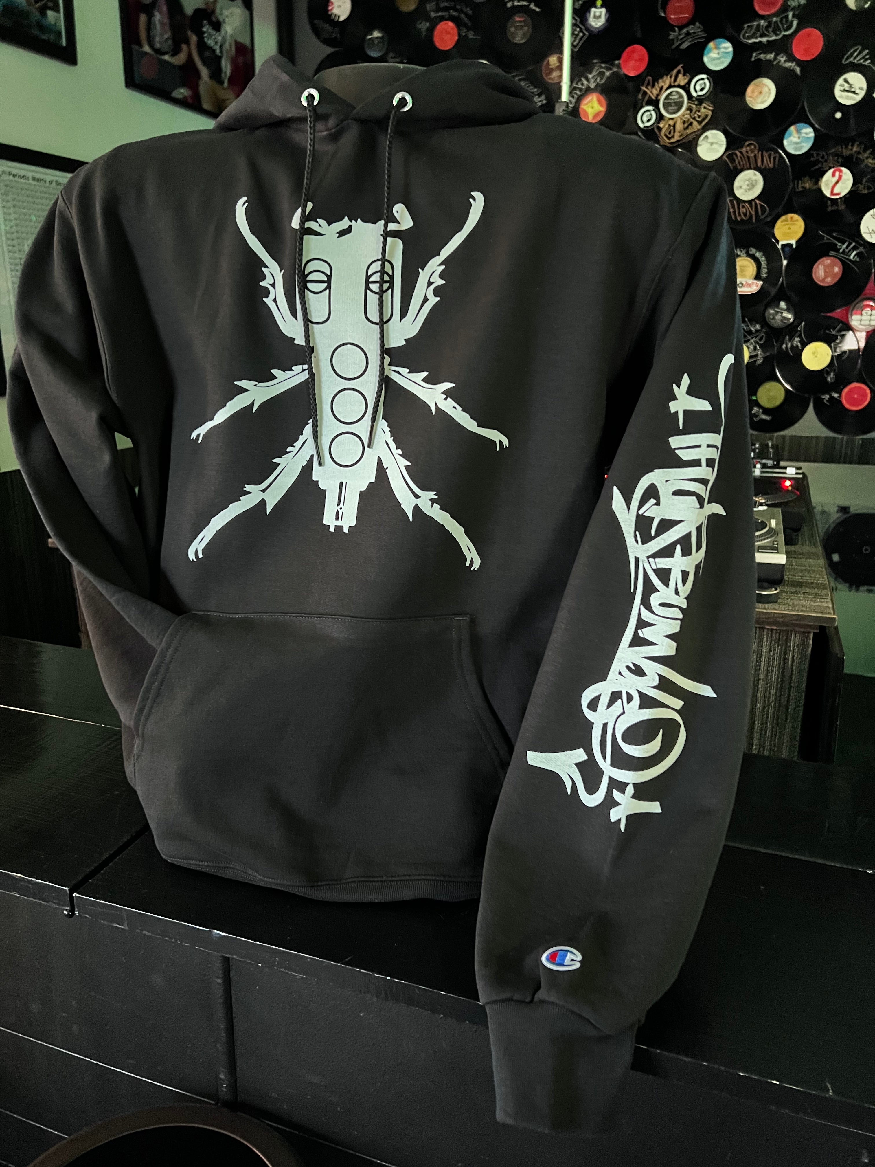 SOLD OUT HERE! BUT YOU CAN STILL BUY IT ON MILEHIGHDJSUPPLY.COM! π Champion Hoodie! π₯ White Thudrumble/Beedle Logo π